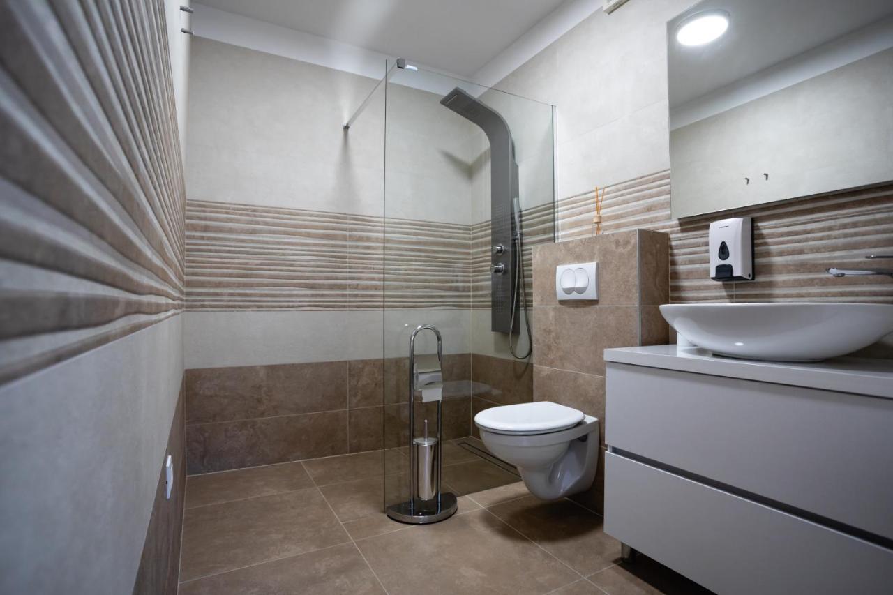 Villas Alfa & Omega Klis Dış mekan fotoğraf